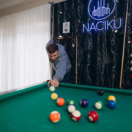 Nachiku Bukovel &